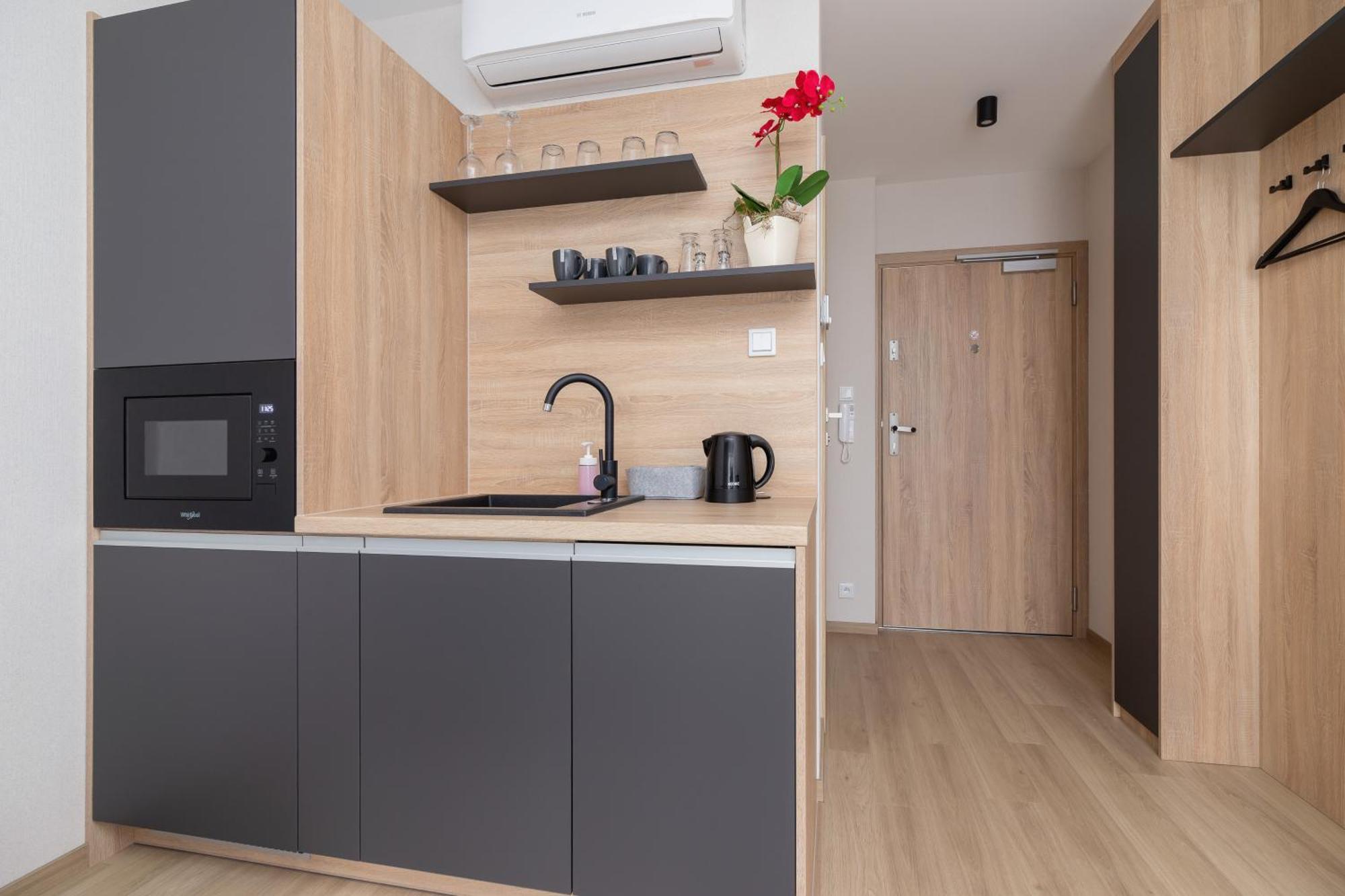 Modern Studios With Air Conditioning In Downtown Krakow By Noclegi Renters Exterior foto